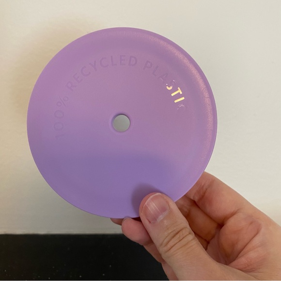 Starbucks 2022 Ombre Purple & Teal
Recycled Glass Cold Cup 16 Fl oz. - Picture 10 of 12